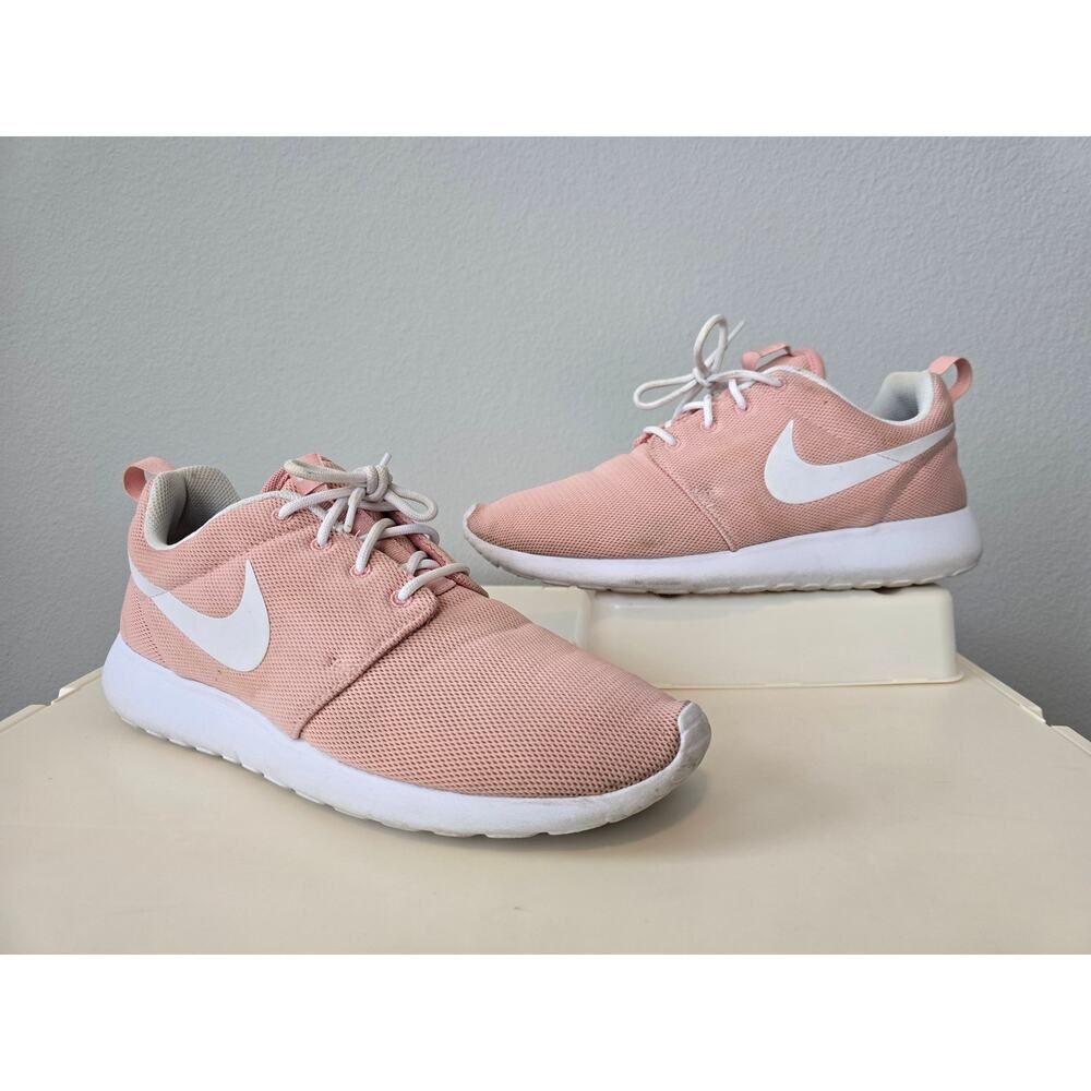 Nike Roshe One Women’s Pink/White Mesh Comfort Casual Sneakers Women's Size 11